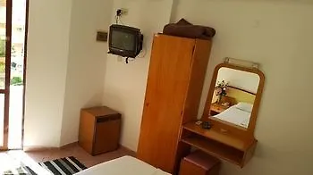 Midi 2* 阿拉尼亚